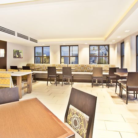 Holiday Inn Express Boston-Waltham By Ihg Exteriér fotografie