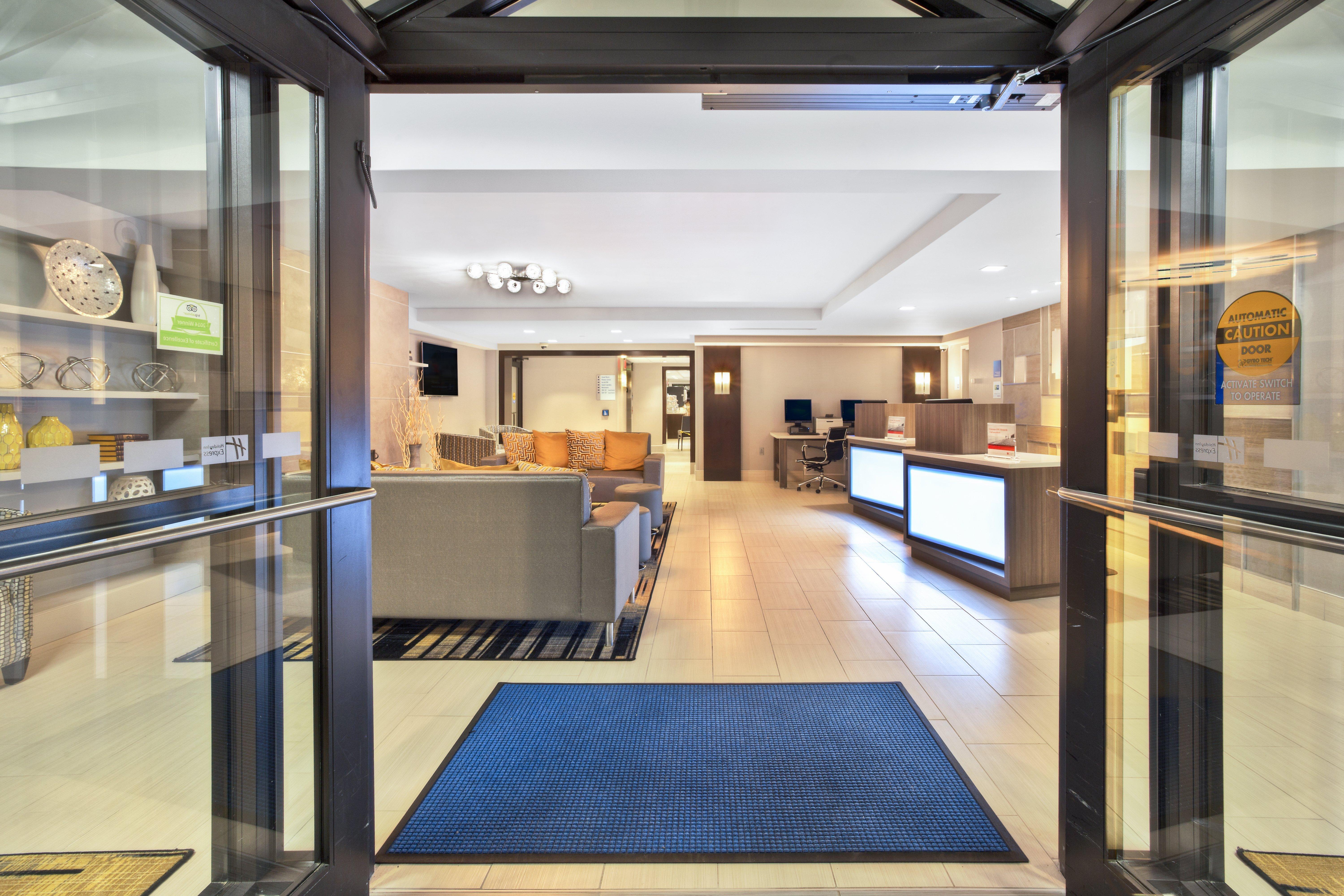 Holiday Inn Express Boston-Waltham By Ihg Exteriér fotografie