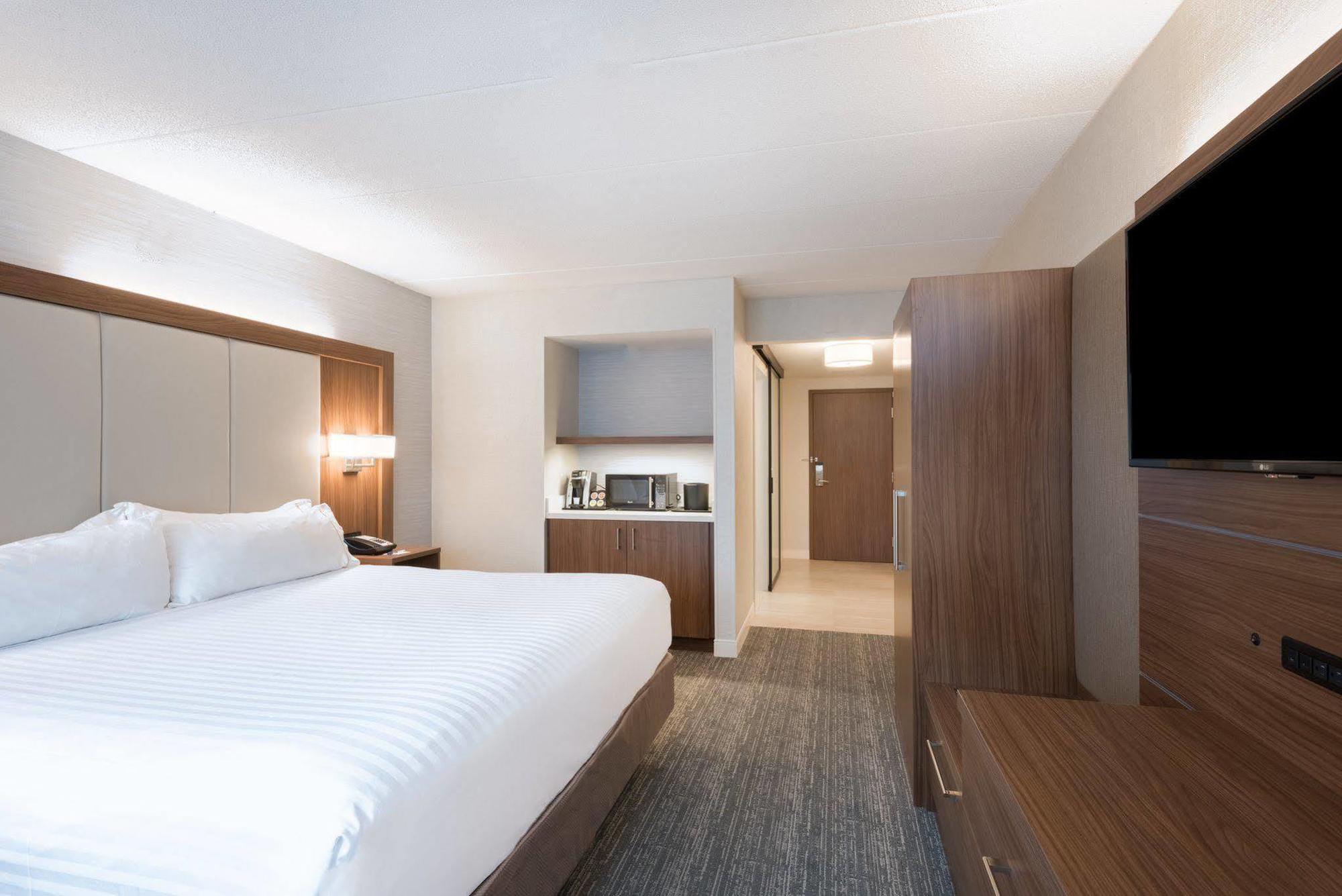 Holiday Inn Express Boston-Waltham By Ihg Exteriér fotografie